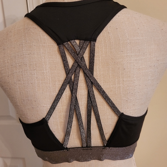 Victoria's sport bralette size L - Picture 3 of 4